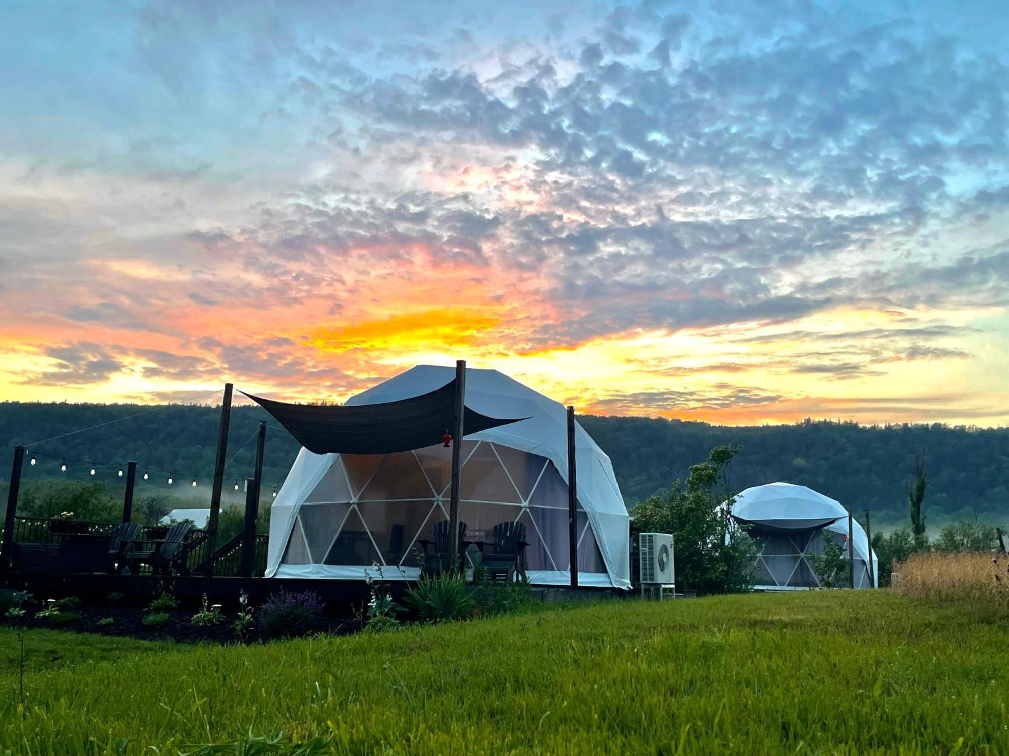 Port Wade Glamping Domes Villa Victoria Beach Exterior foto