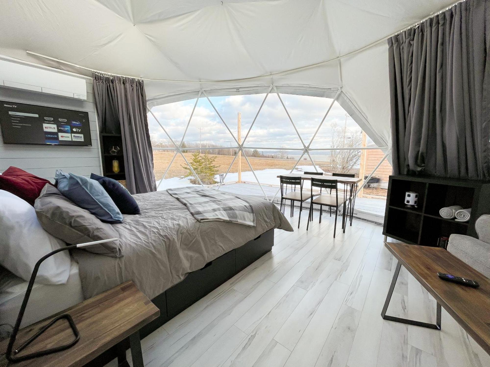 Port Wade Glamping Domes Villa Victoria Beach Exterior foto